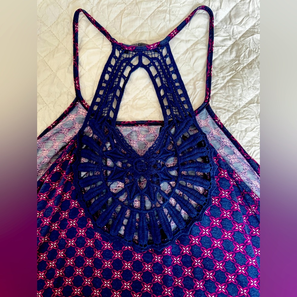 Women’s crocheted tank